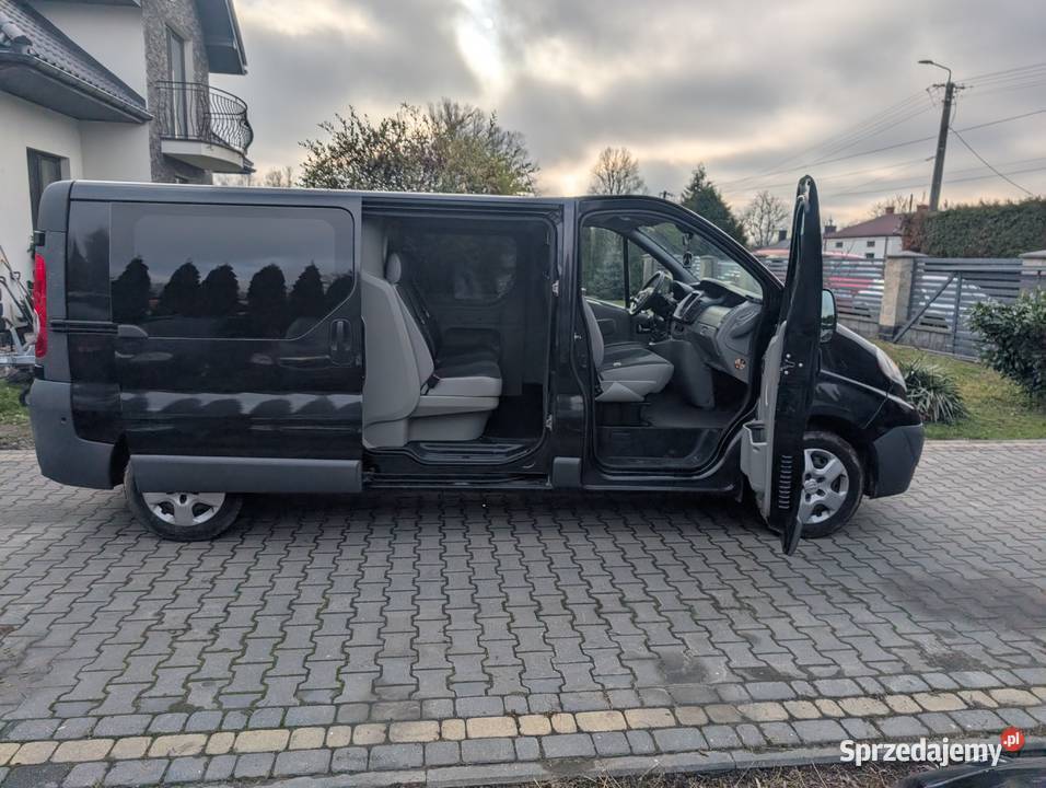 Opel Vivaro brygadówka 20 TDCi Góra Kalwaria