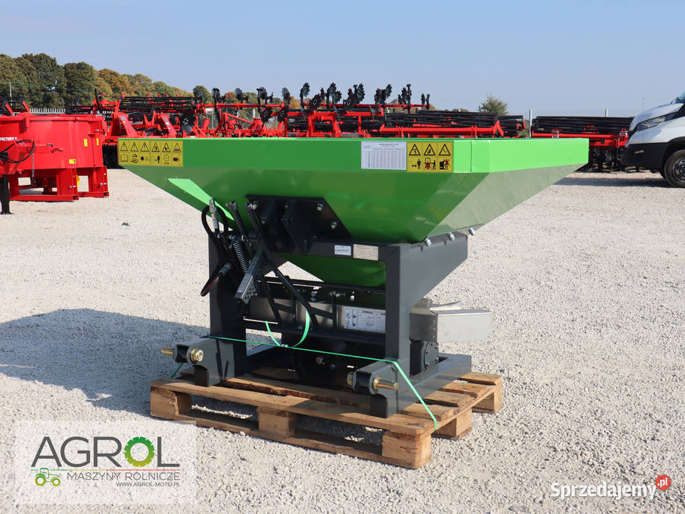 Rozsiewacz nawozu RS 600 l Langren 880l 1000l Kwidzyn