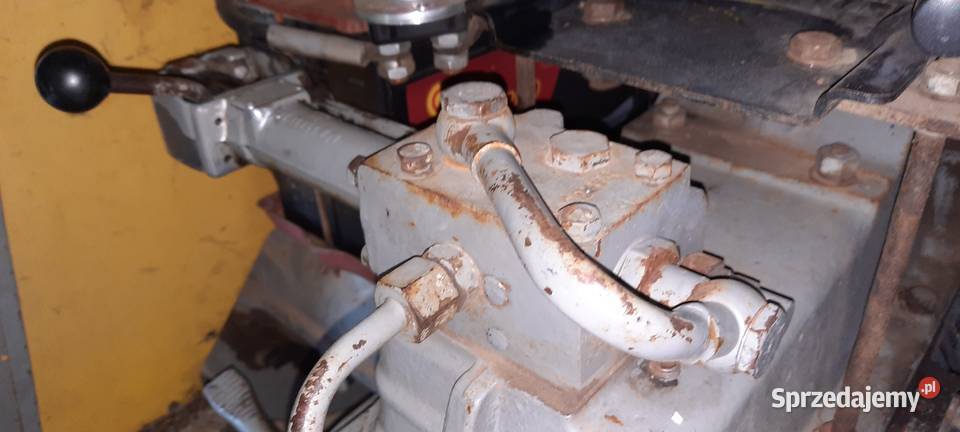 Rozdzielacz Ursus C330 Ursus Części zamienne Sokółka