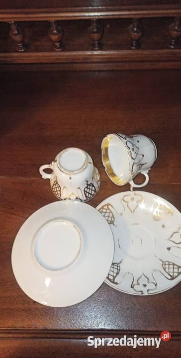 Filiżanka biało złota Bez sygnatury