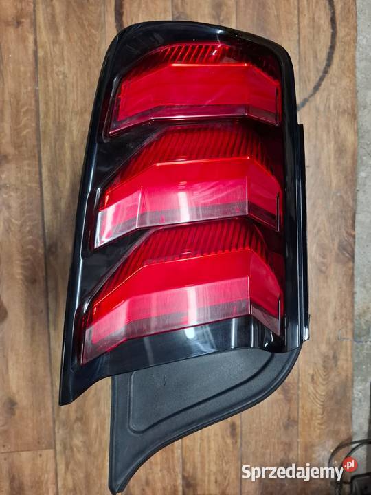 Lampy Tył Ford Mustang USA 20212 prawa lewa Świnoujście