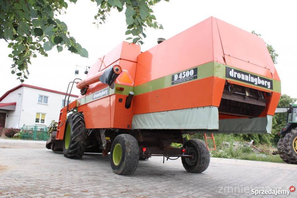 Kombajn zbożowy Droningborg D4500 Kostkujące Prasy Jastrząb