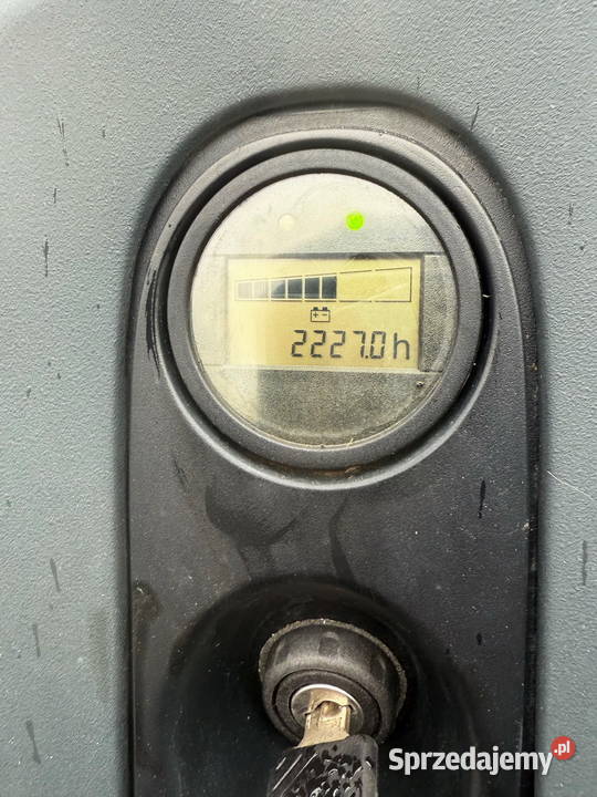 wózek paletowy z masztem LINDE L12 wolny skok elektryczny Działoszyn