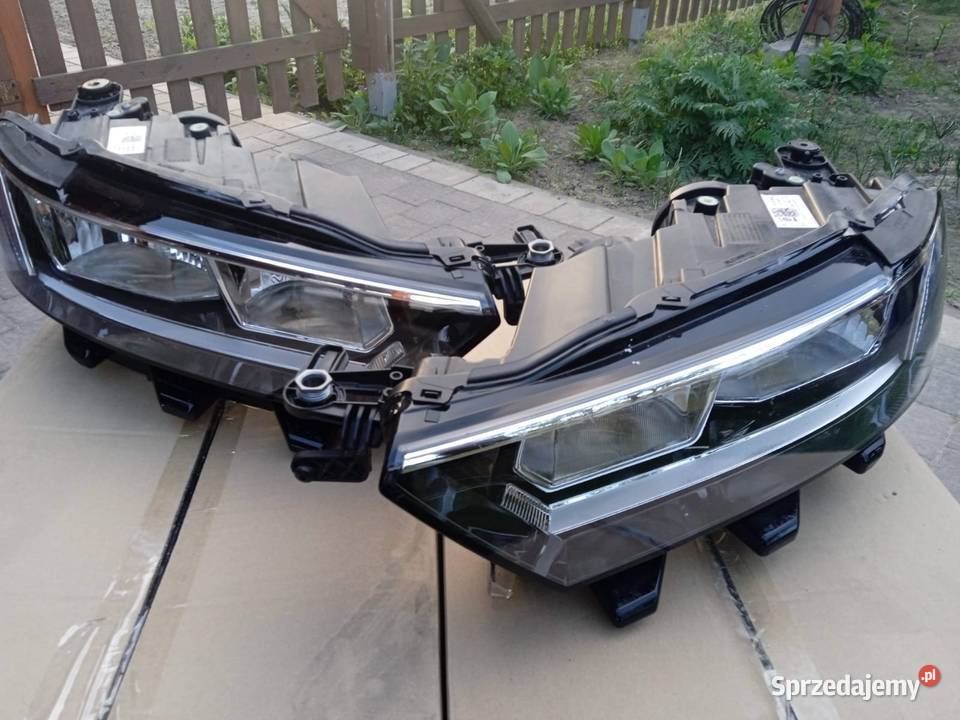 Reflektory lampy przednie VW T Kępno sprzedam