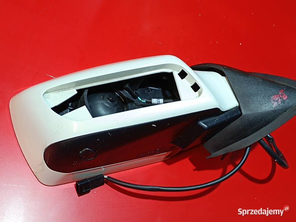 SUZUKI BURGMAN EXECUTIVE 650 LUSTERKO PRAWE Wrocław