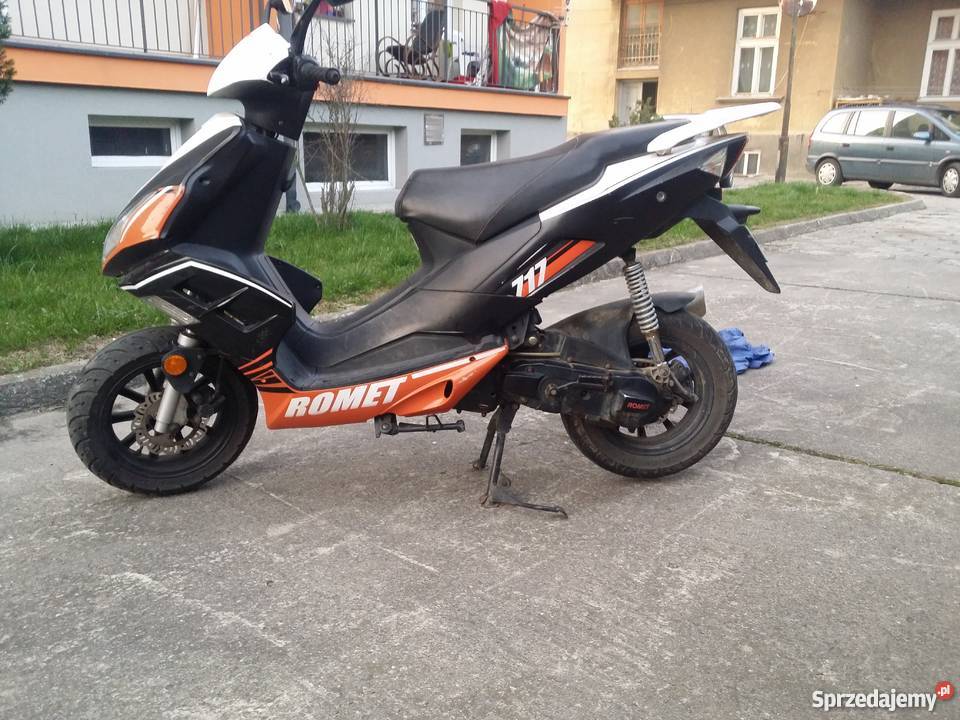SKUTER ROMET 717 2T 2013