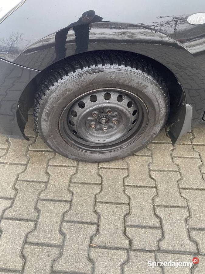 Toyota Auris nieuszkodzony Warszawa