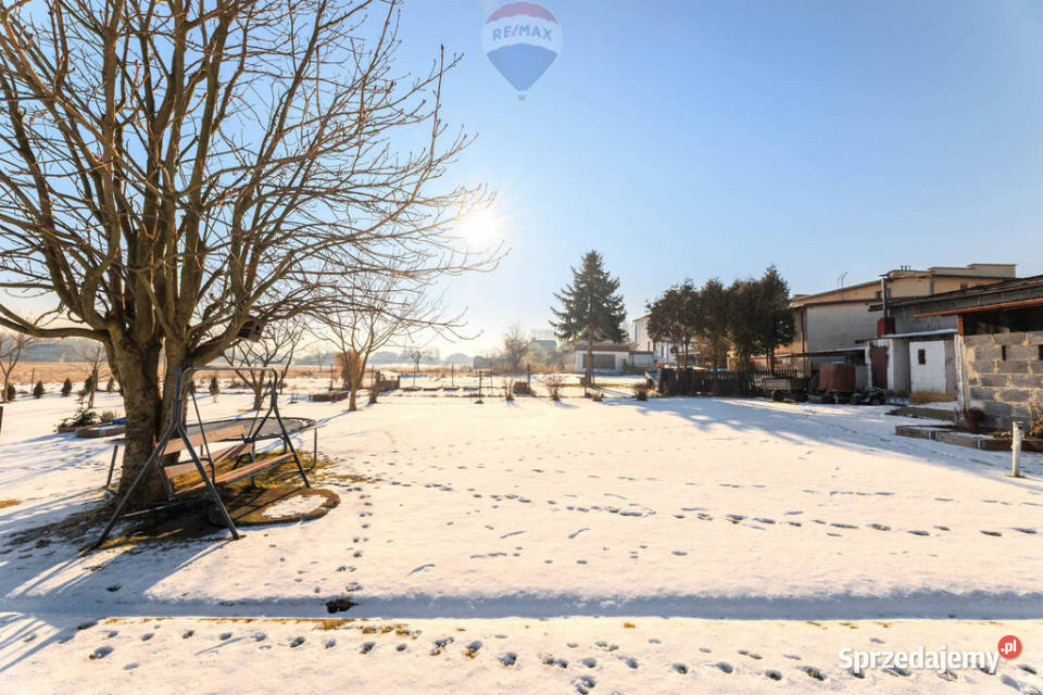 Dom z 2 mieszkaniami garaże duży teren śląskie Kobiernice