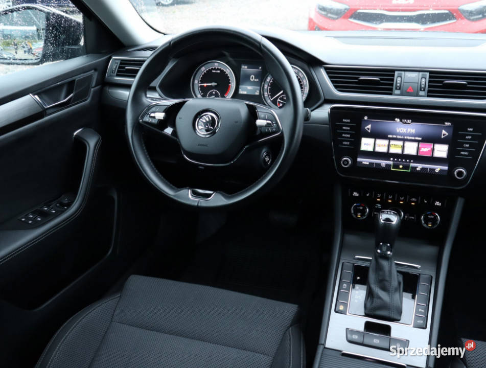 Skoda Superb 20 TDI światła do jazdy dziennej Piaseczno