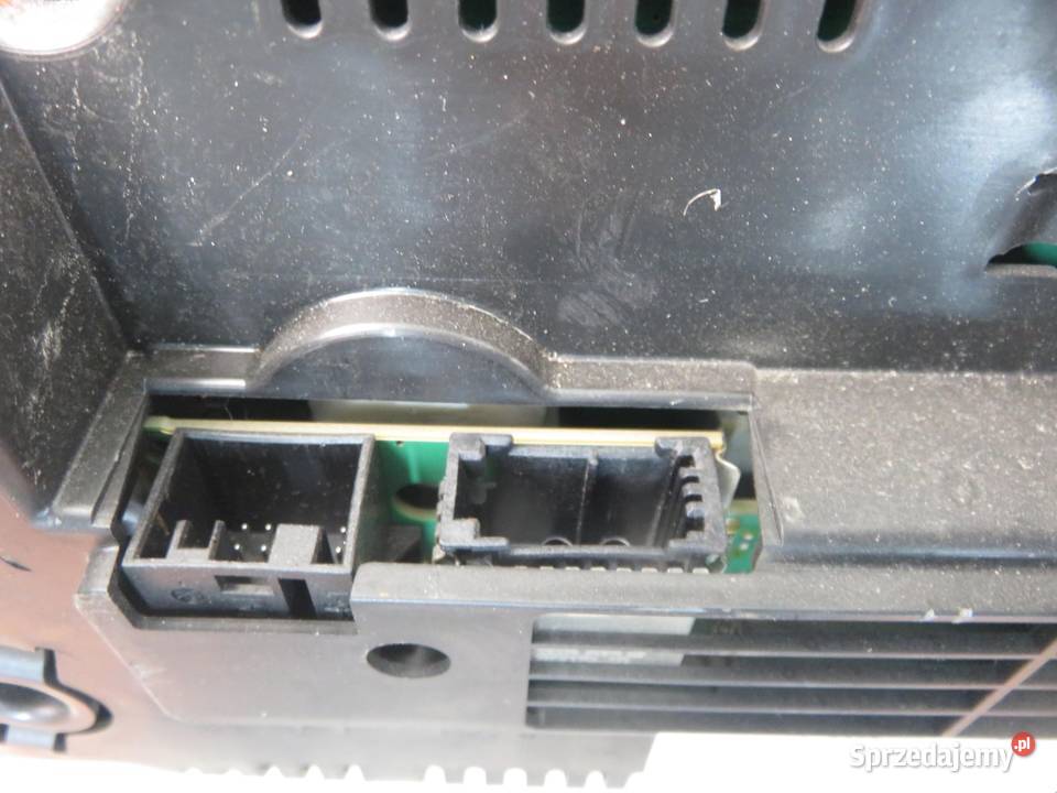 LICZNIK BMW 5 F11 520 d 9364607