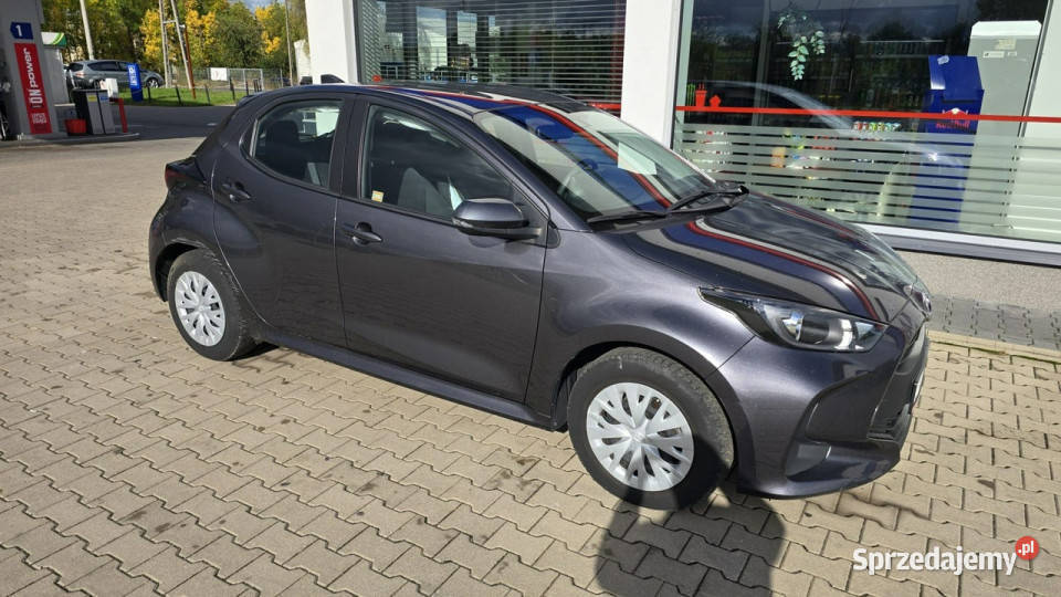Toyota Yaris 15 B Asystent Pasa Tempomat Salon F