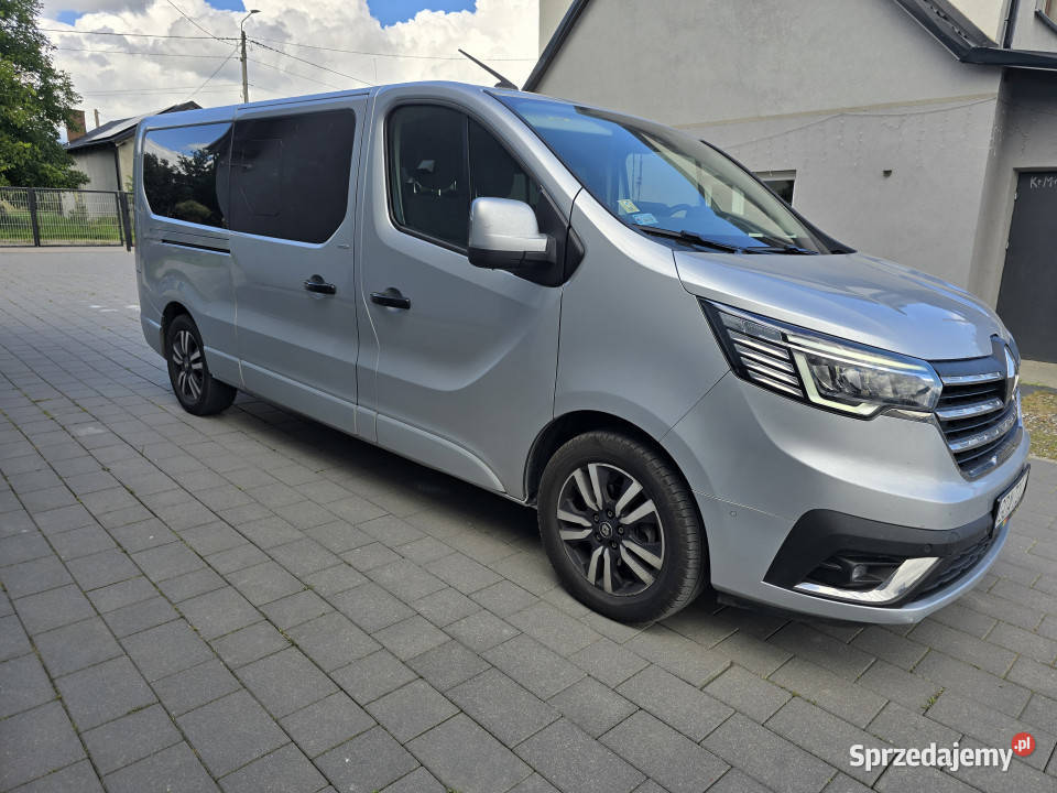 Samochód RENAULT Trafic SPACECLASS Premium 20 Rok produkcji 2022 Czarne