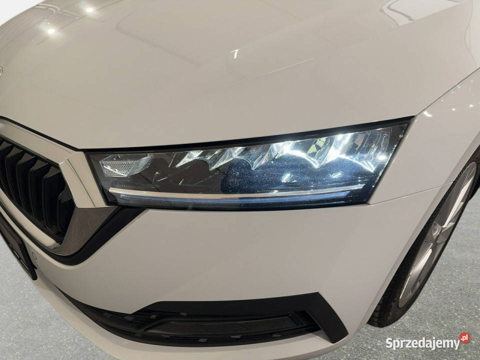 koda Octavia VAT 23 Combi Ambition 20TDI 150 DSG Rok produkcji 2022 Myślenice