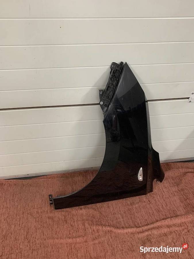 Błotnik Lewy Przód Przedni HYUNDAI IX35 lift Barwałd Dolny