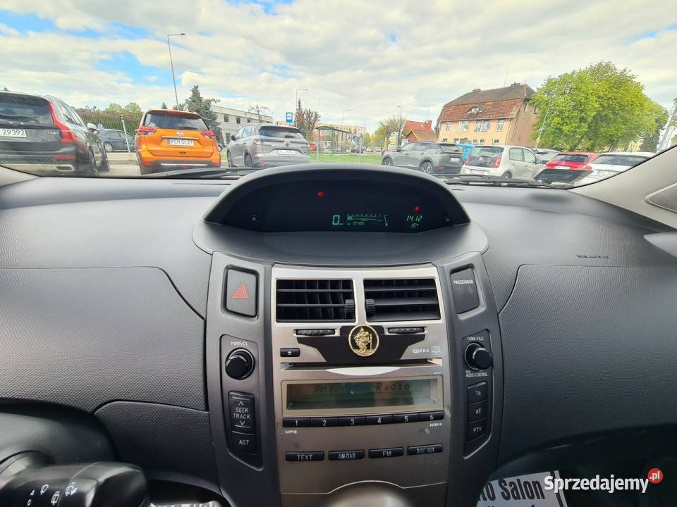 Toyota Yaris Klimatyzacja ElSzyby 5Drzwi Idealny wielkopolskie
