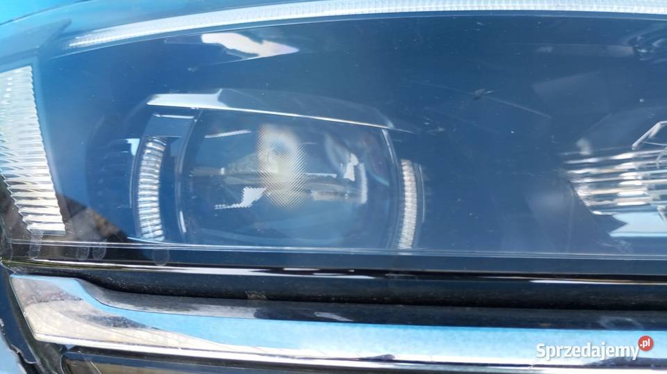 LAMPA REFLEKTOR PRAWY PRZÓD EU FULL LED VW sprzedam