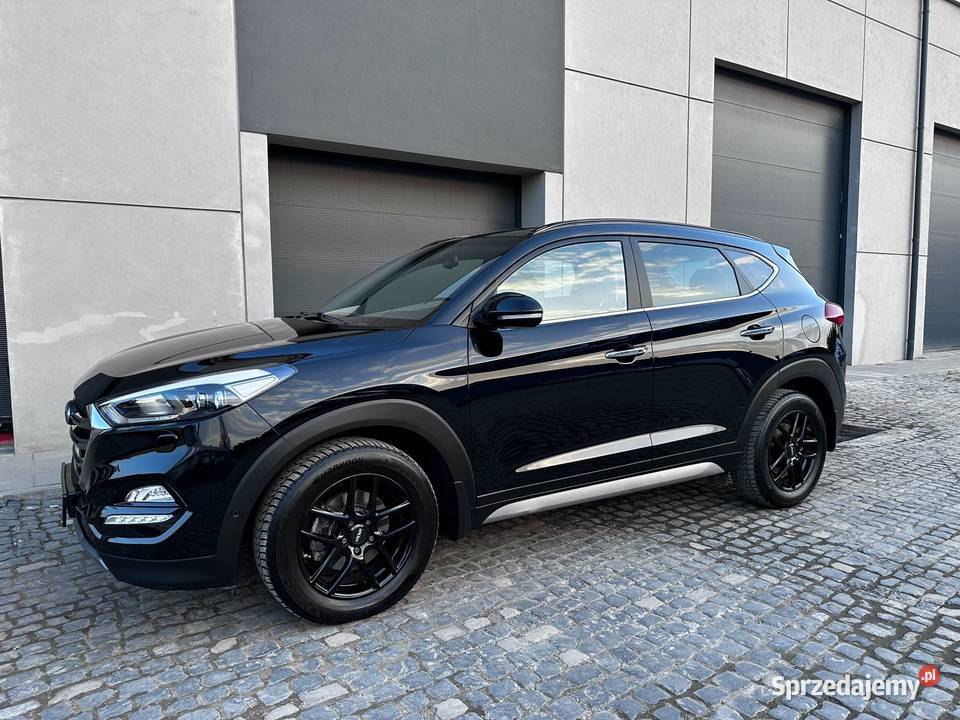 Hyundai Tucson 16T 4x4 automat bezwypadkowy Rok produkcji 2017 Lublin