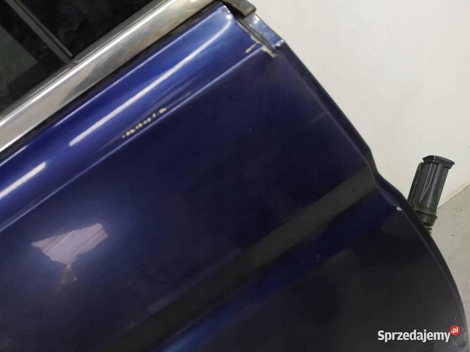 DRZWI PRAWE TYŁ LC5B VW Volkswagen Touran III Rok produkcji 2016 świętokrzyskie