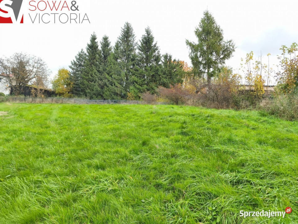 Widokowa działka budowlana z mediami