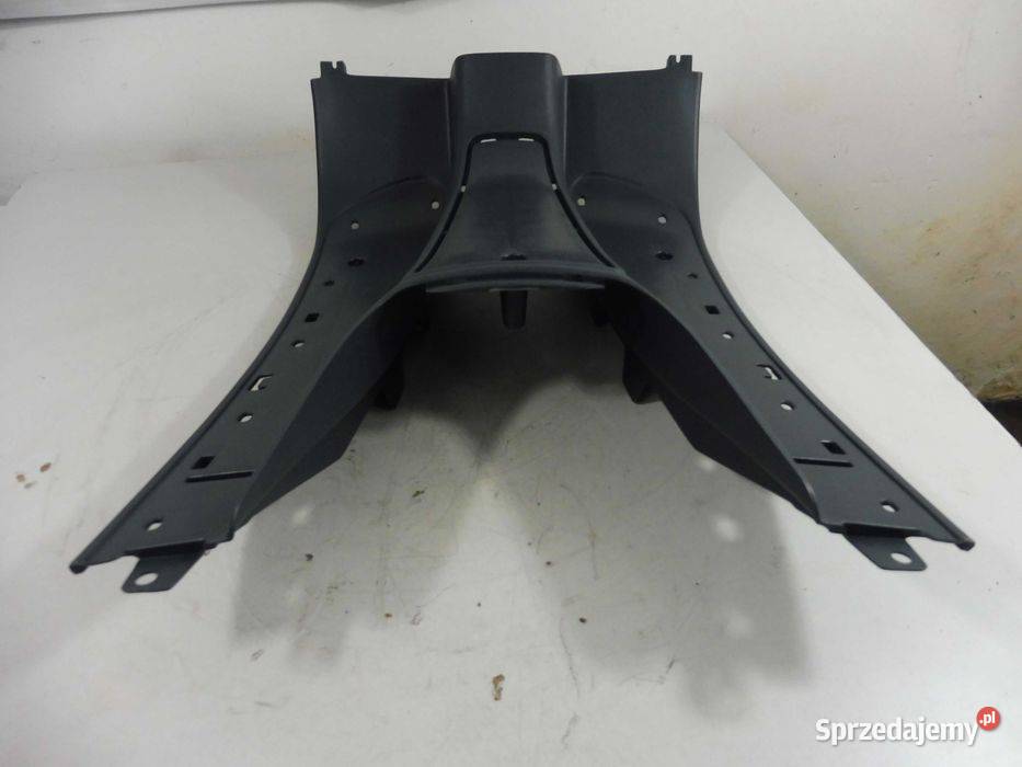 Piaggio Vespa ET2 50 2T 9805r nowa podłoga A590 Części i akcesoria motocyklowe wielkopolskie