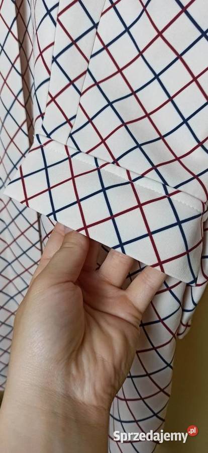 Sukienka biała rozmiar 40 w czerwoną kratkę Stalowa Wola