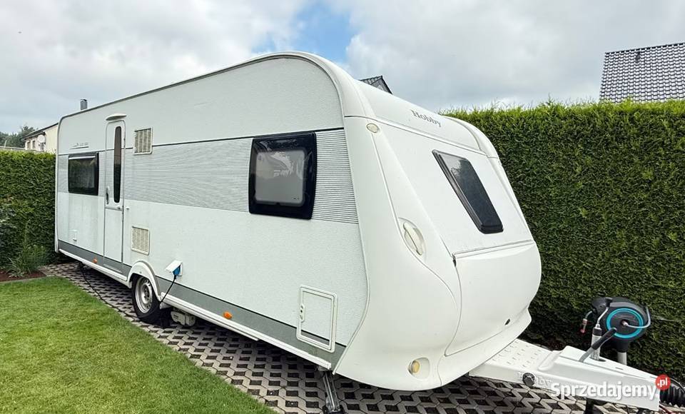 kempingoweKampery top 2015 Hobby 560 CFE De Luxe Dębiaki sprzedam