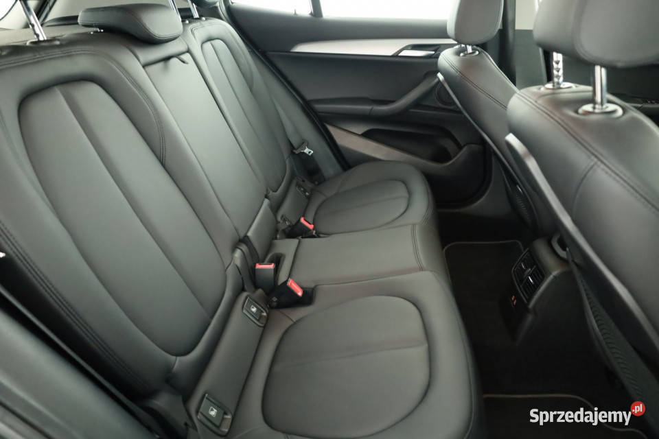 BMW X2 sDrive18d 110KM