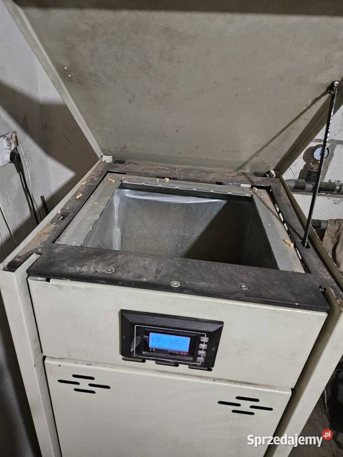 Piec na pellet Lechma model 350 137 KW Pasłęk