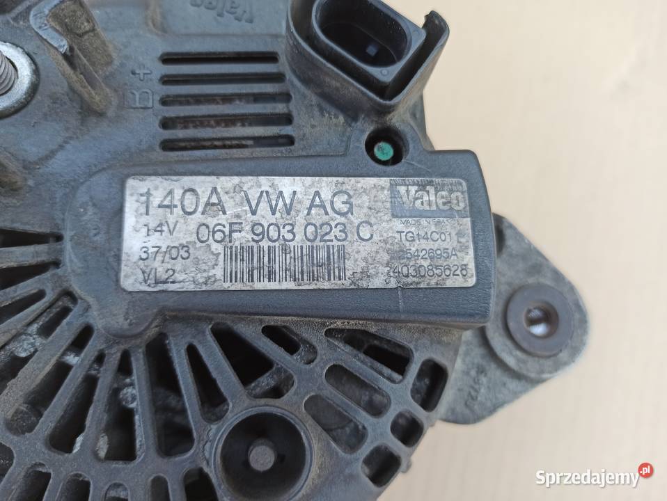 VW GOLF ALTERNATOR VALEO 140A 06F903023C sprzedam