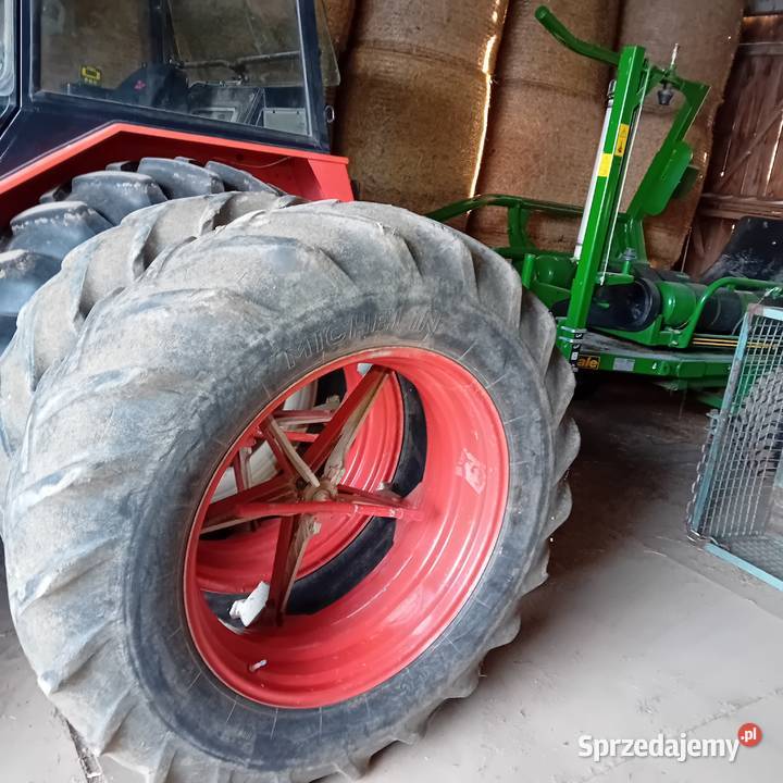 kola blizniaki fendt komplet przod r24 tyl r34 Koła i wagi Do ciągników Augustów sprzedam