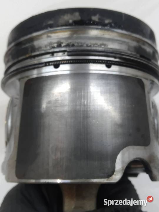 TŁOK KORBOWÓD 1R0 2015 20 D N47 Bmw Seria 5 VI