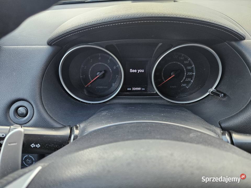 Mitsubishi Outlander 2009 325000km Zosinki