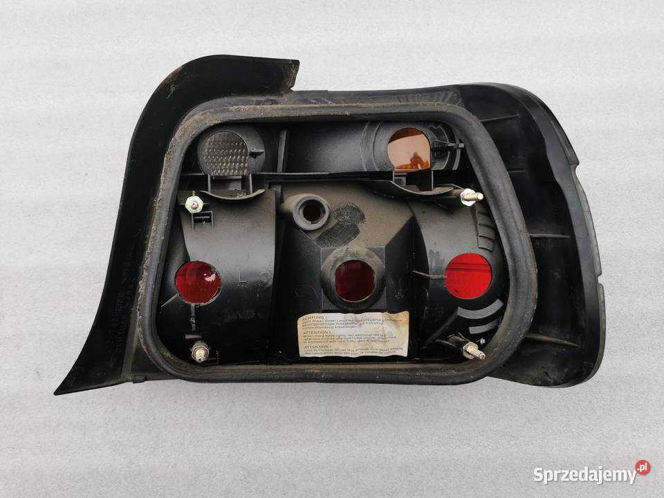 Lampa Lewy Tył Tylna Lewa BMW 3 E36 Compact MHW osobowe
