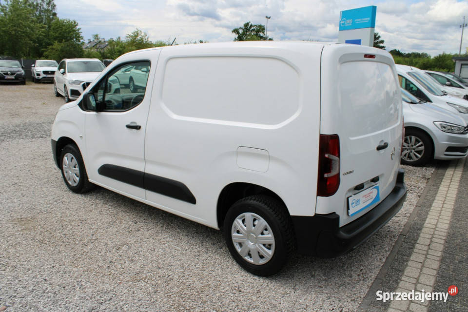 Opel Combo VAN Vat1 Fvat netto 39 756PLN Salon mazowieckie Warszawa