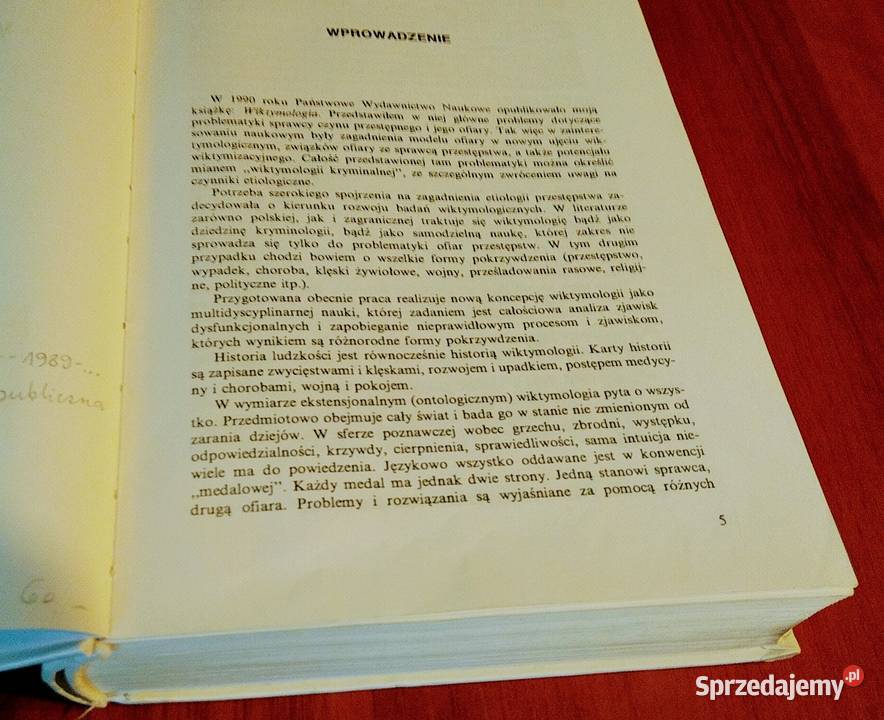 Wiktymologia Brunon Hołyst 1997 DB ISBN 8386702907