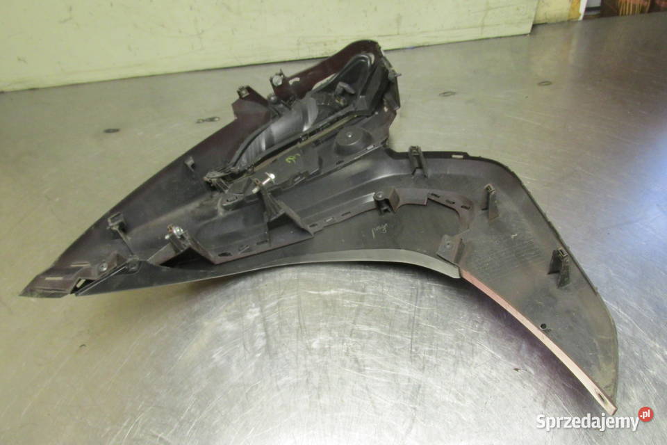 Boczek bok lewy Yamaha Tricity 125 14r części Sandomierz