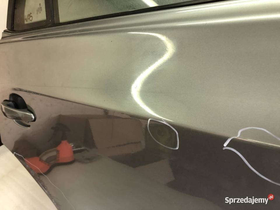 DRZWI PRAWY TYŁ BMW X3 E83 A087 SILBERGRAU