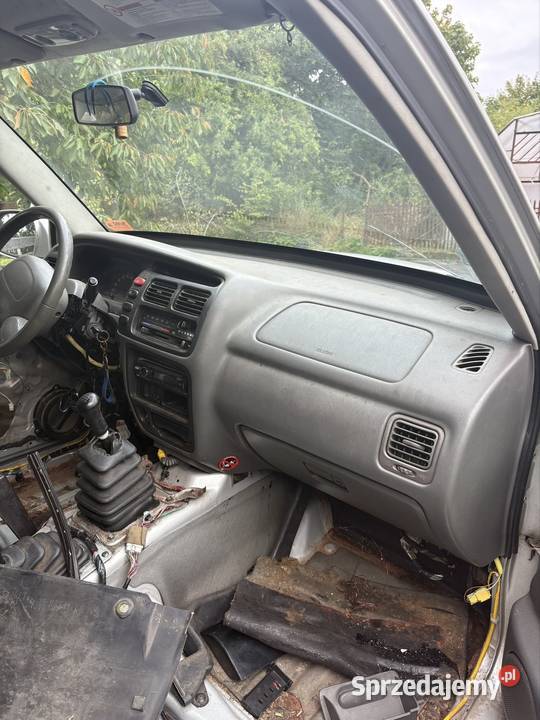 2003 suzuki grand vitara Terenowy zachodniopomorskie Świdwin sprzedam