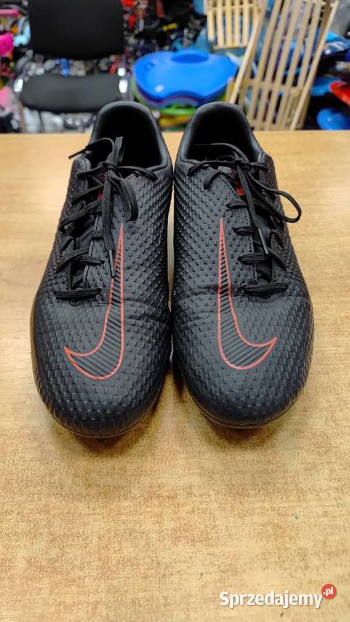 Buty piłkarskie Nike korki Piłka nożna Dębica
