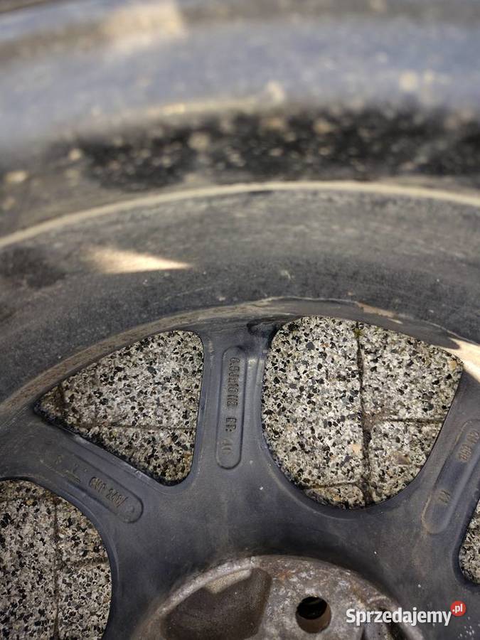 Felgi aluminiowe plus opony letnie z Toyoty Bielsko-Biała sprzedam