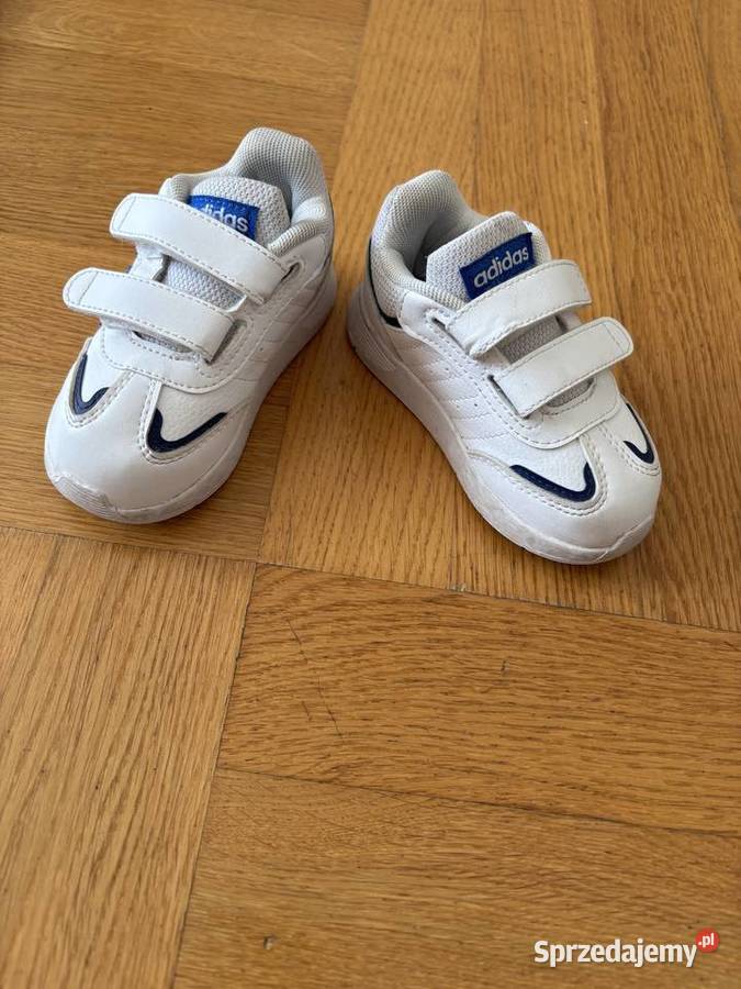 Buty dziecięce Adidas tensaur switch r22 Radom sprzedam