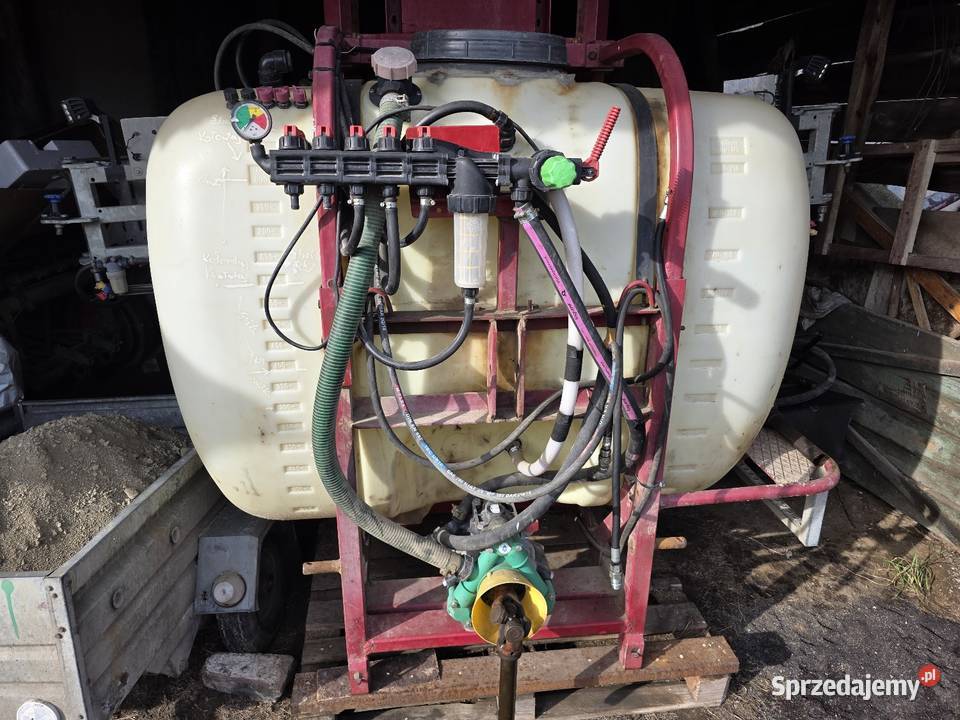 Opryskiwacz Hardi zawieszany 15m 1000l Chojnów sprzedam