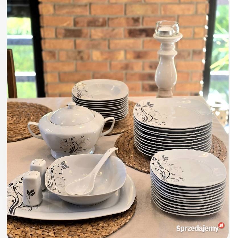 319 Zestaw obiadowy 43 elementy na 12 osób VC460 śląskie Zabrze