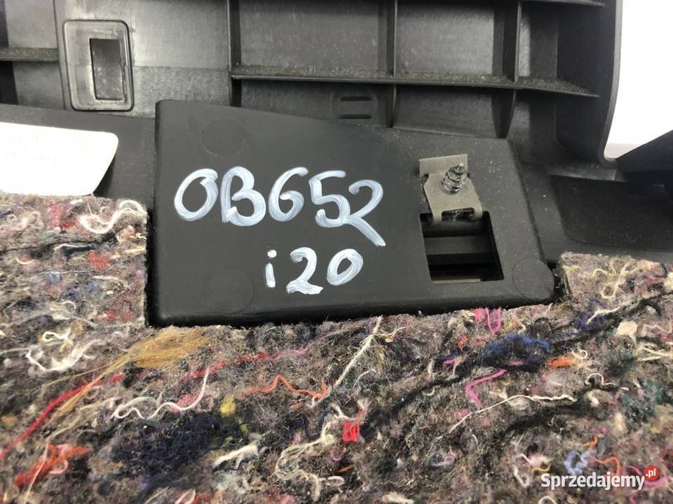 OSŁONA DESKI LEWA 847511J000 HYUNDAI I20