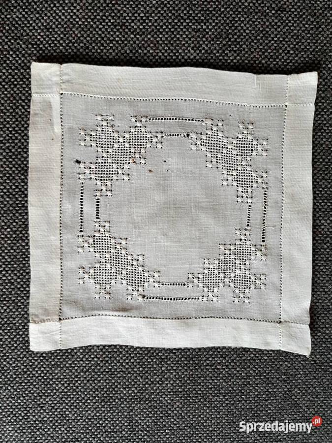Mała kwadratowa serwetka mereżka 15x15 Serwety i serwetki sprzedam