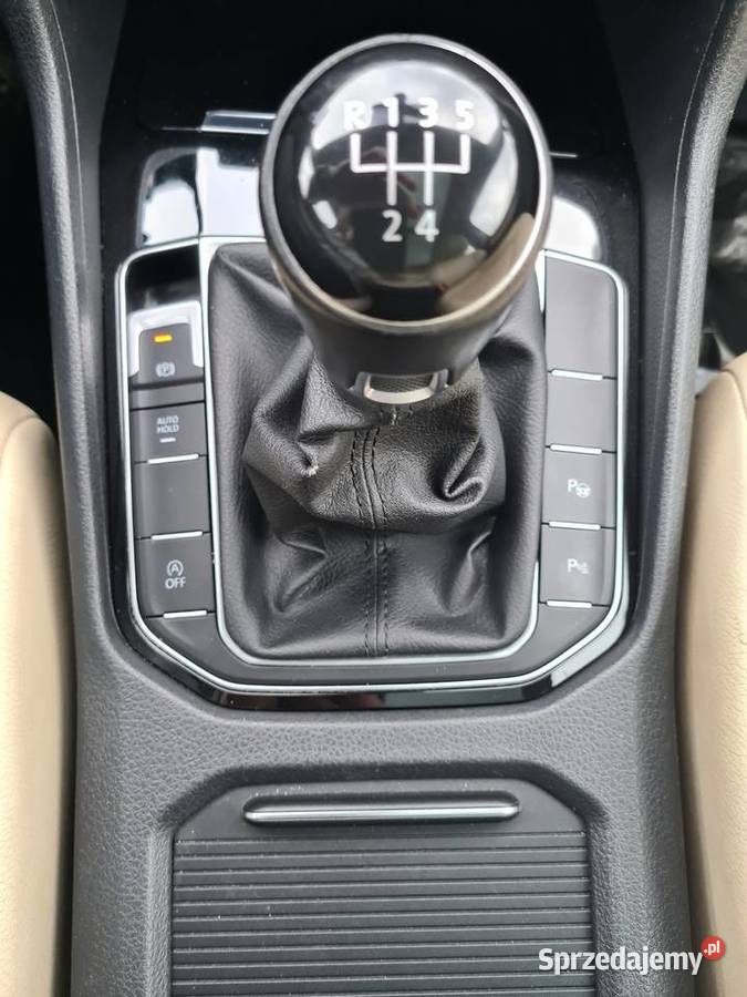 Golf Sportsvan 16 tdi ZAMIANA Golf Sportsvan Steklno sprzedam