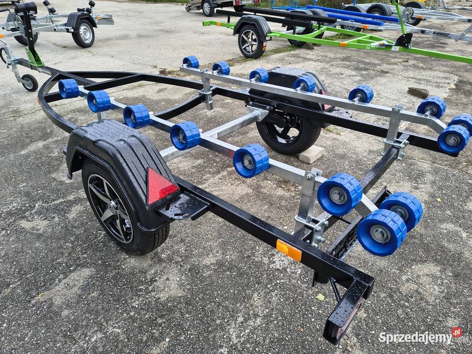 Przyczepa podłodziowaWersja Luxfelgi i lakier Plewiska