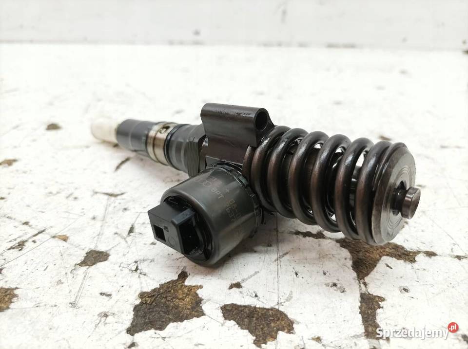 POMPOWTRYSKIWACZ 03G130073G 20 D TDI Mitsubishi Rok produkcji 2009 świętokrzyskie