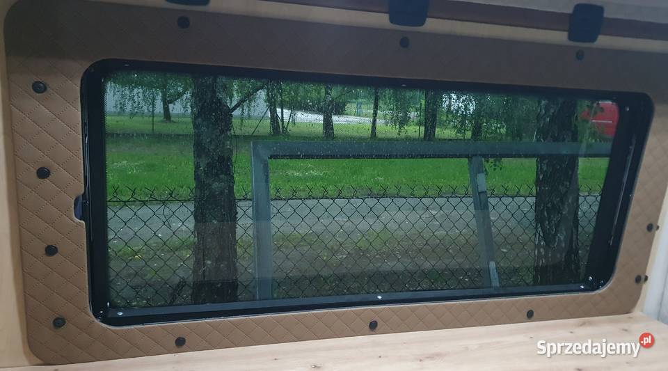 zabudowa szyby drzwi bocznych kamper mazowieckie Mińsk Mazowiecki