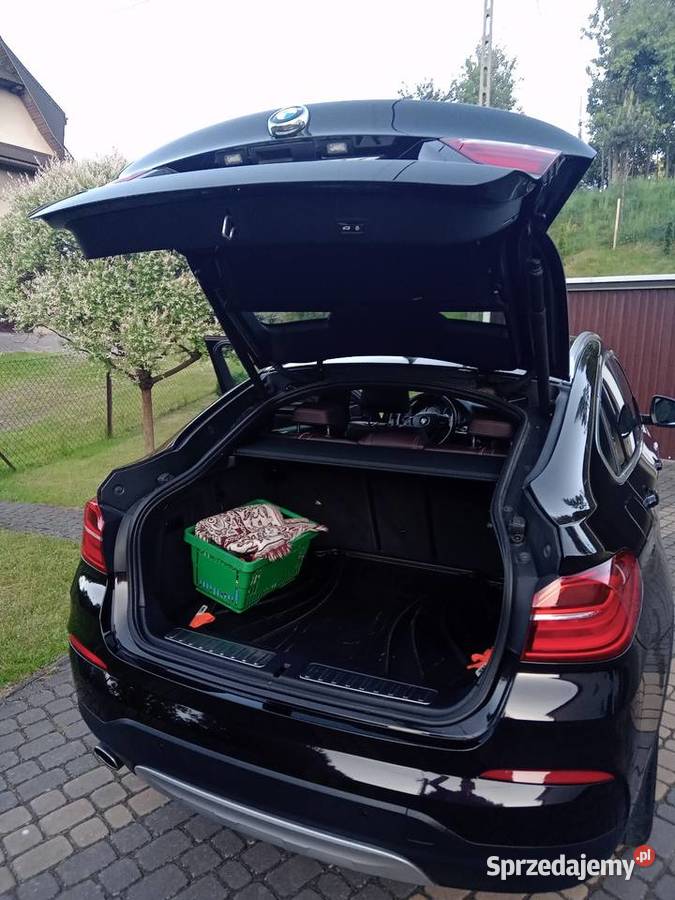 Samochód BMW X4 w wersji XLine